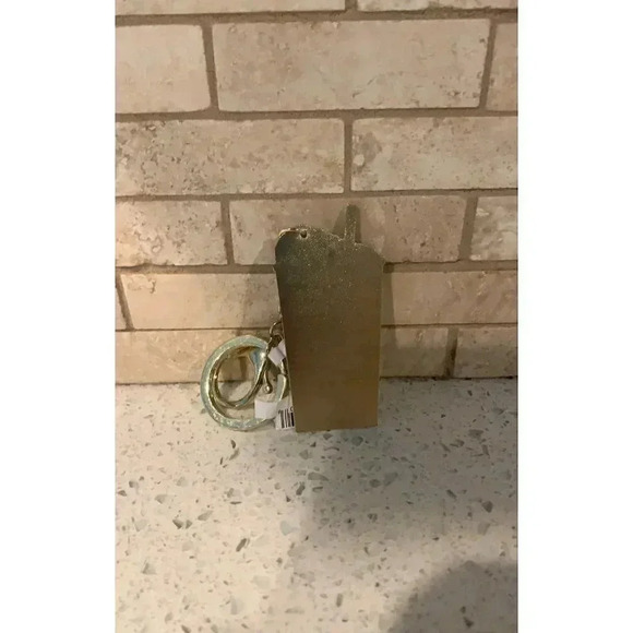 Disney Epcot Food‎ And Wine Festival Keychain sd - Picture 3 of 4